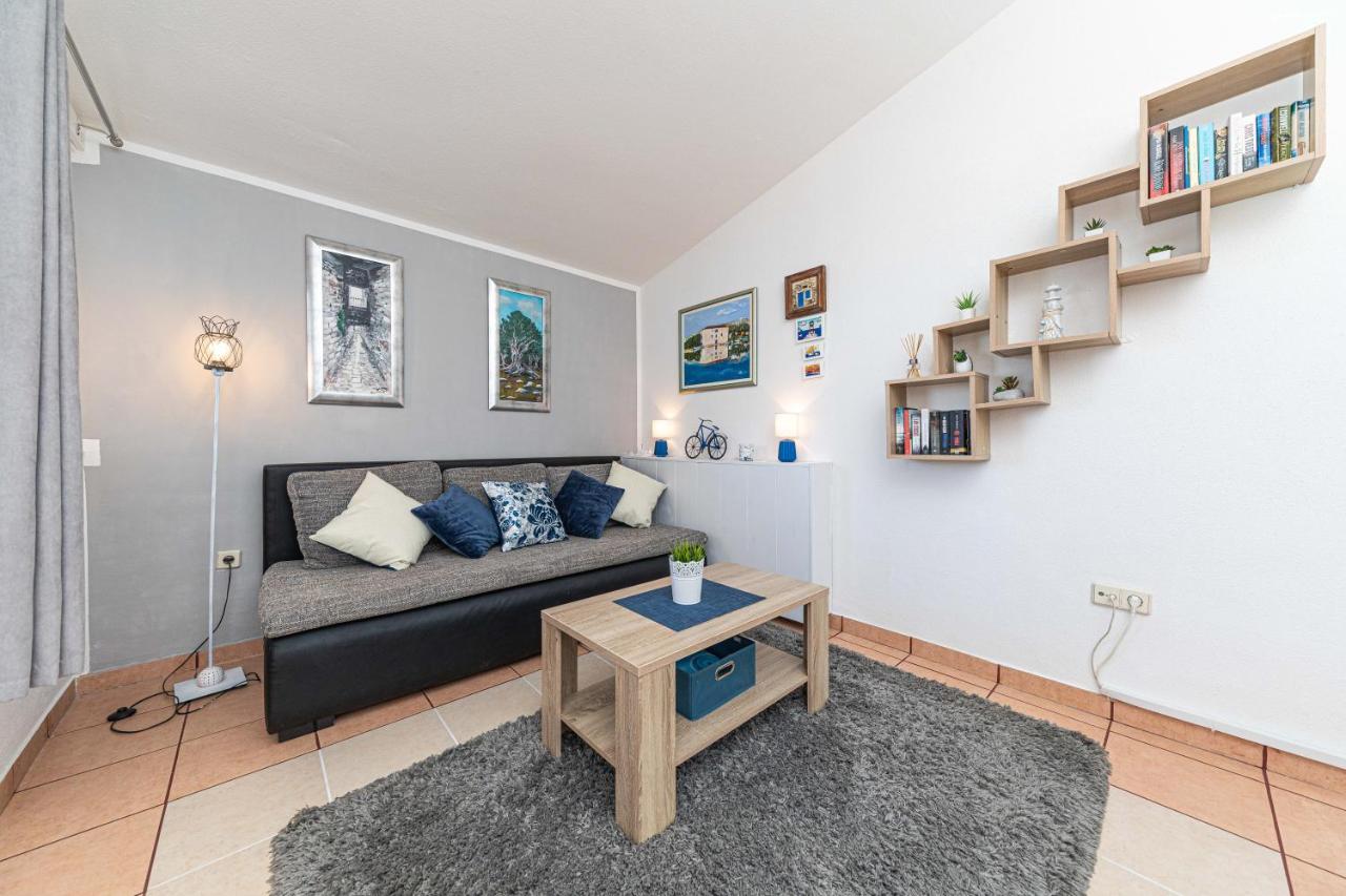 Apartment Glavica Trogir Exterior photo